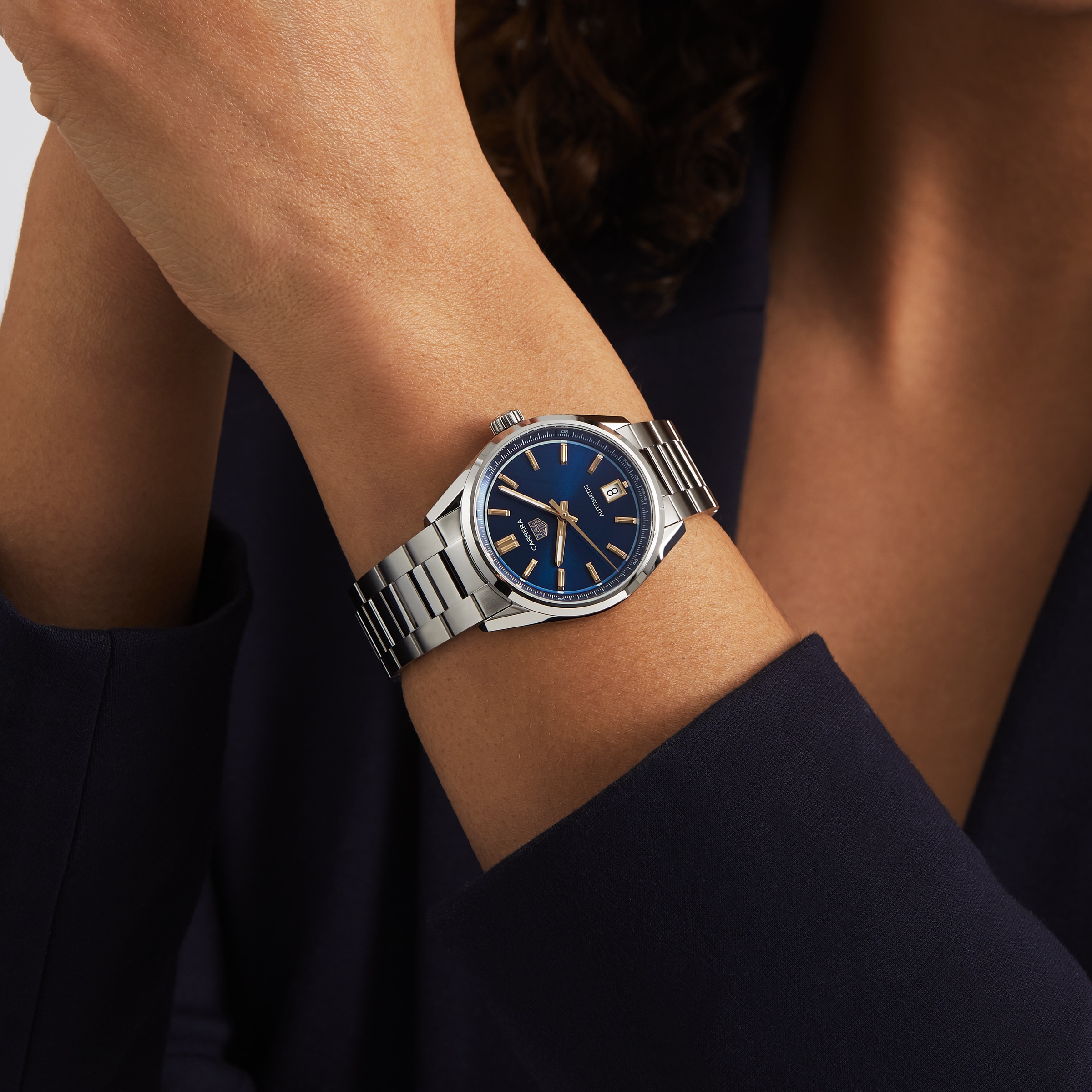 Replica TAG Heuer Carrera Date 36mm Ladies details Deep Blue WBN2311.BA0001