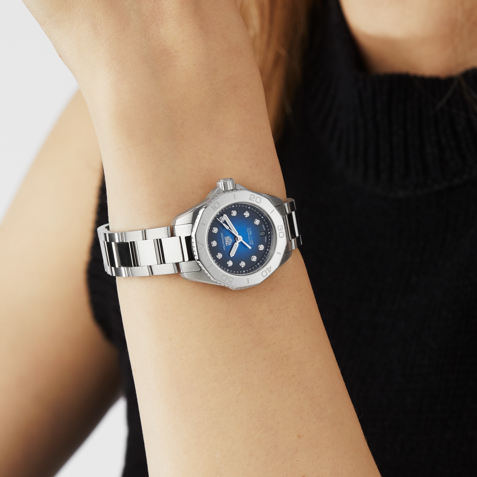 Replica TAG Heuer Aquaracer Professional 200 Ladies details WBP2411.BA0622