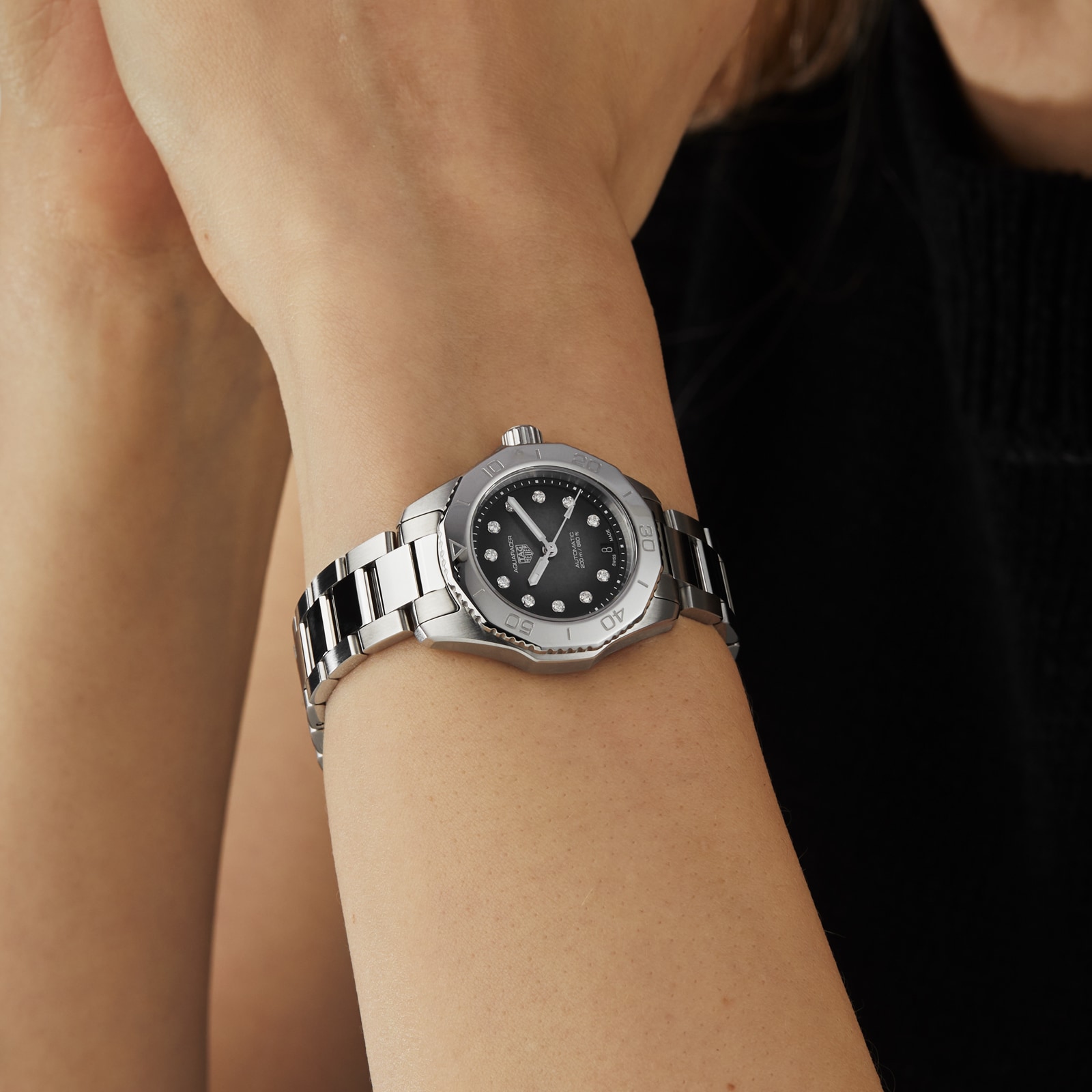 Replica TAG Heuer Aquaracer Professional 200 30mm Ladies details WBP2410.BA0622