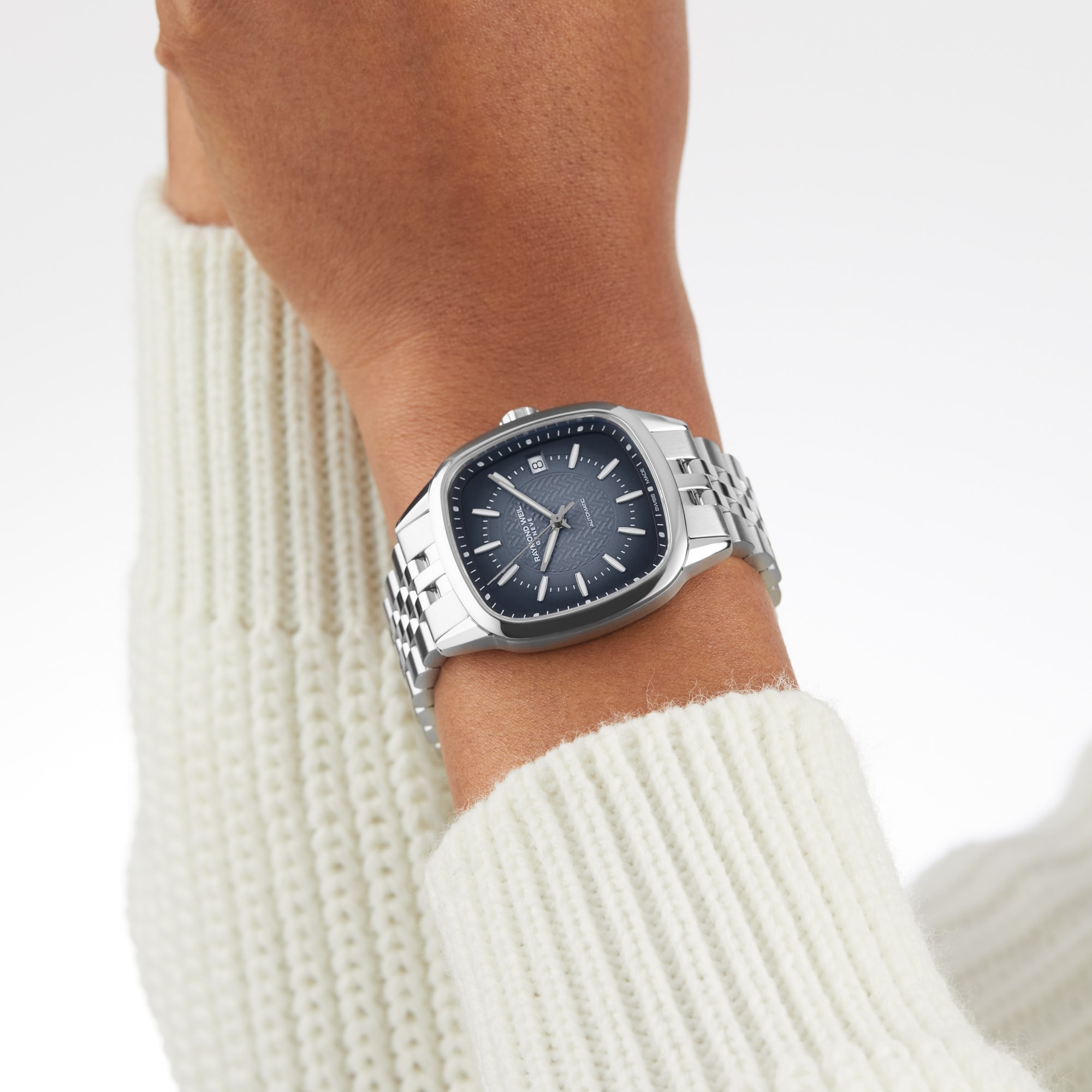 Replica Raymond Weil Freelancer Automatic 34.5mm x 34.5mm Ladies details Blue 2490-ST-50051 7 Replica Raymond Weil Freelancer Automatic 34.5mm x 34.5mm Ladies details Blue 2490-ST-50051