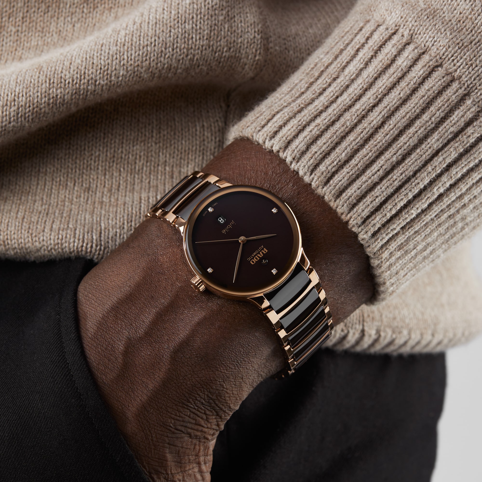 Replica Rado Centrix Jubile Automatic Diamond 39.5mm Unisex details Brown R30017712