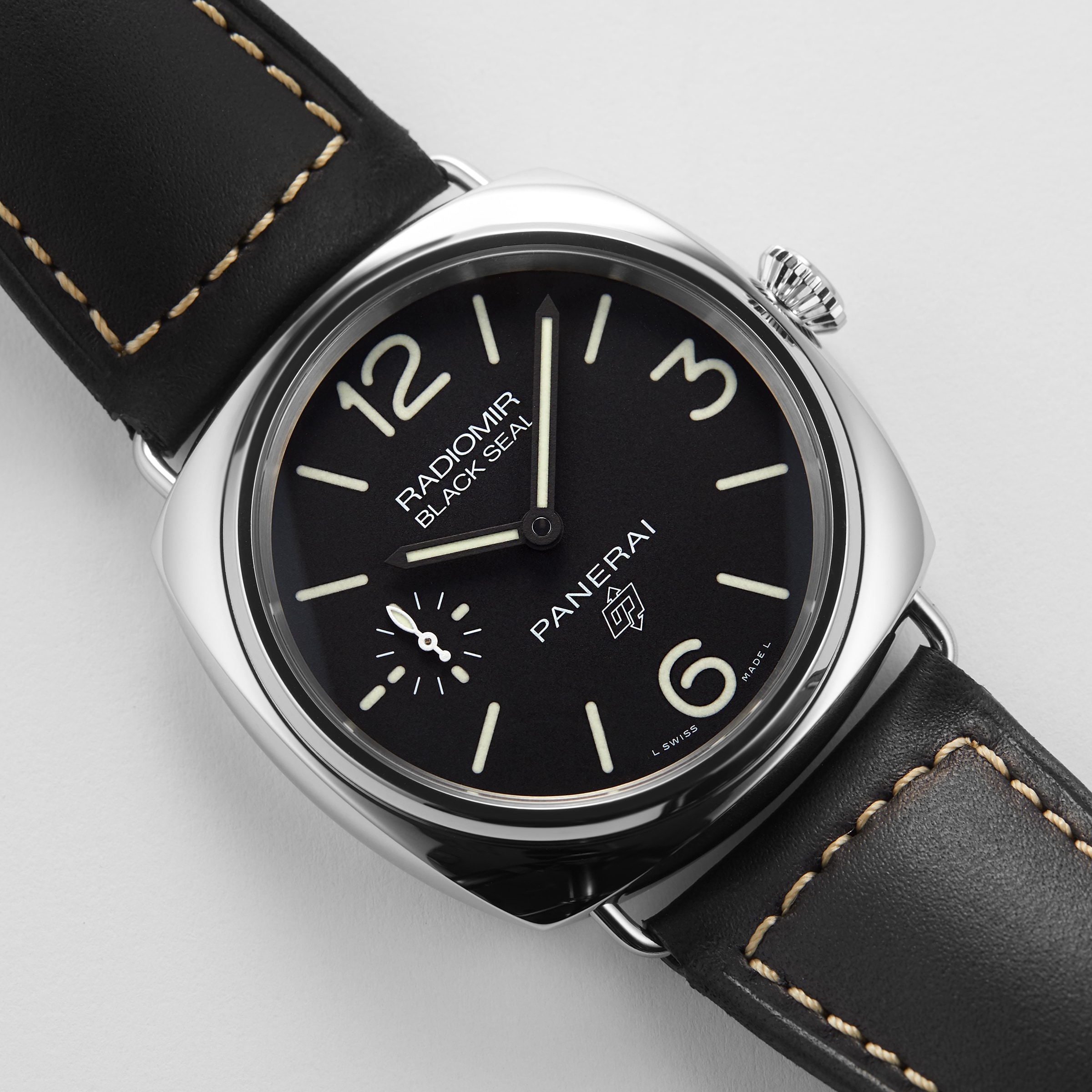 Replica Panerai Radiomir 45mm Mens details PAM00754
