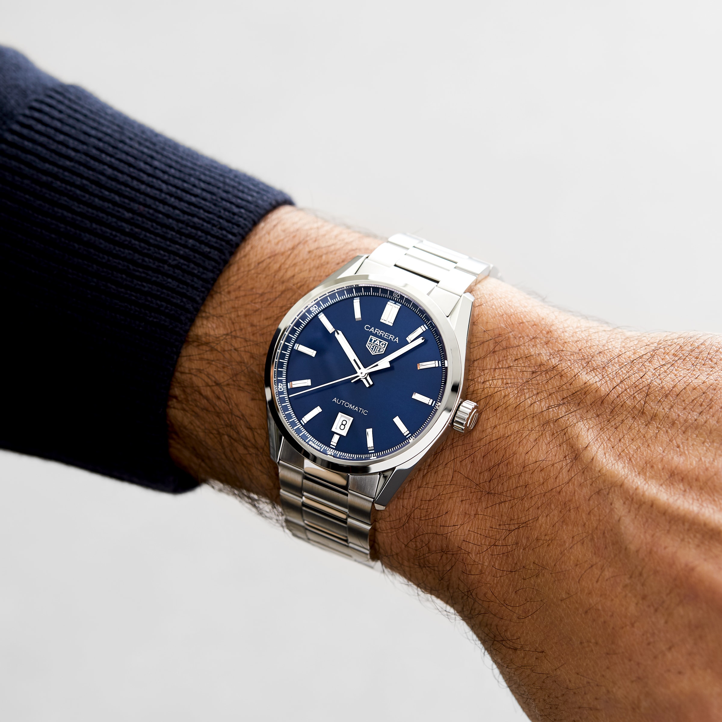 Replica TAG Heuer Carrera Three-Hand 39mm Automatic Mens details WBN2112.BA0639