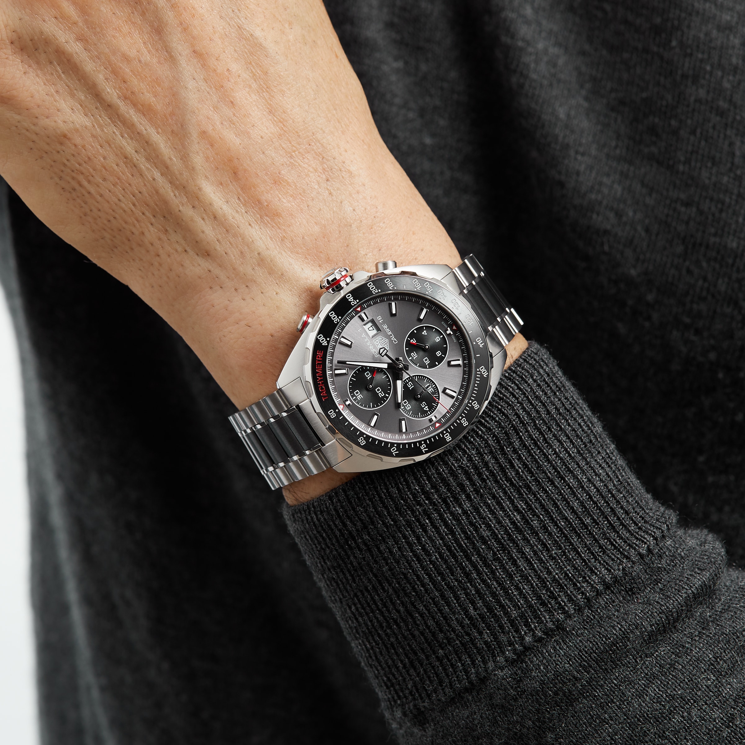 Replica TAG Heuer Formula 1 Calibre 16 44mm Automatic Chronograph Mens details CAZ2012.BA0970