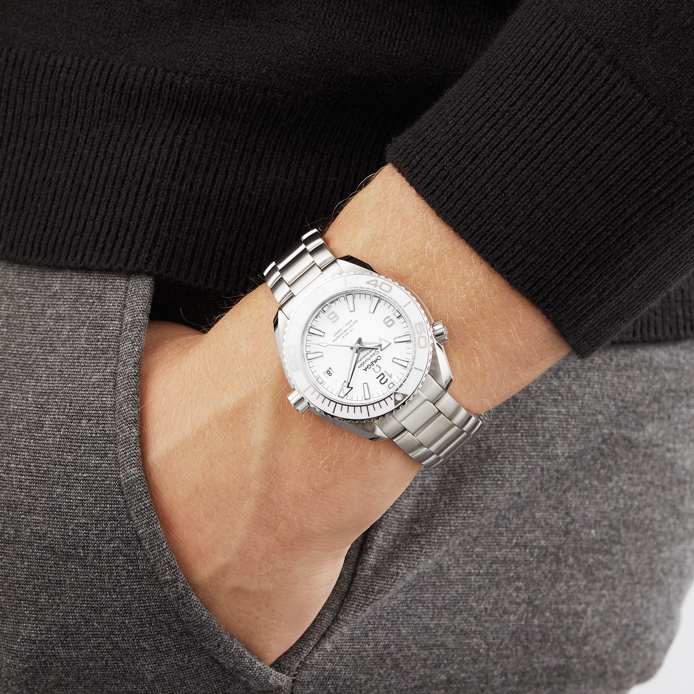 Replica Omega Seamaster Planet Ocean 40mm Mens details O21530402004001 7 Replica Omega Seamaster Planet Ocean 40mm Mens details O21530402004001