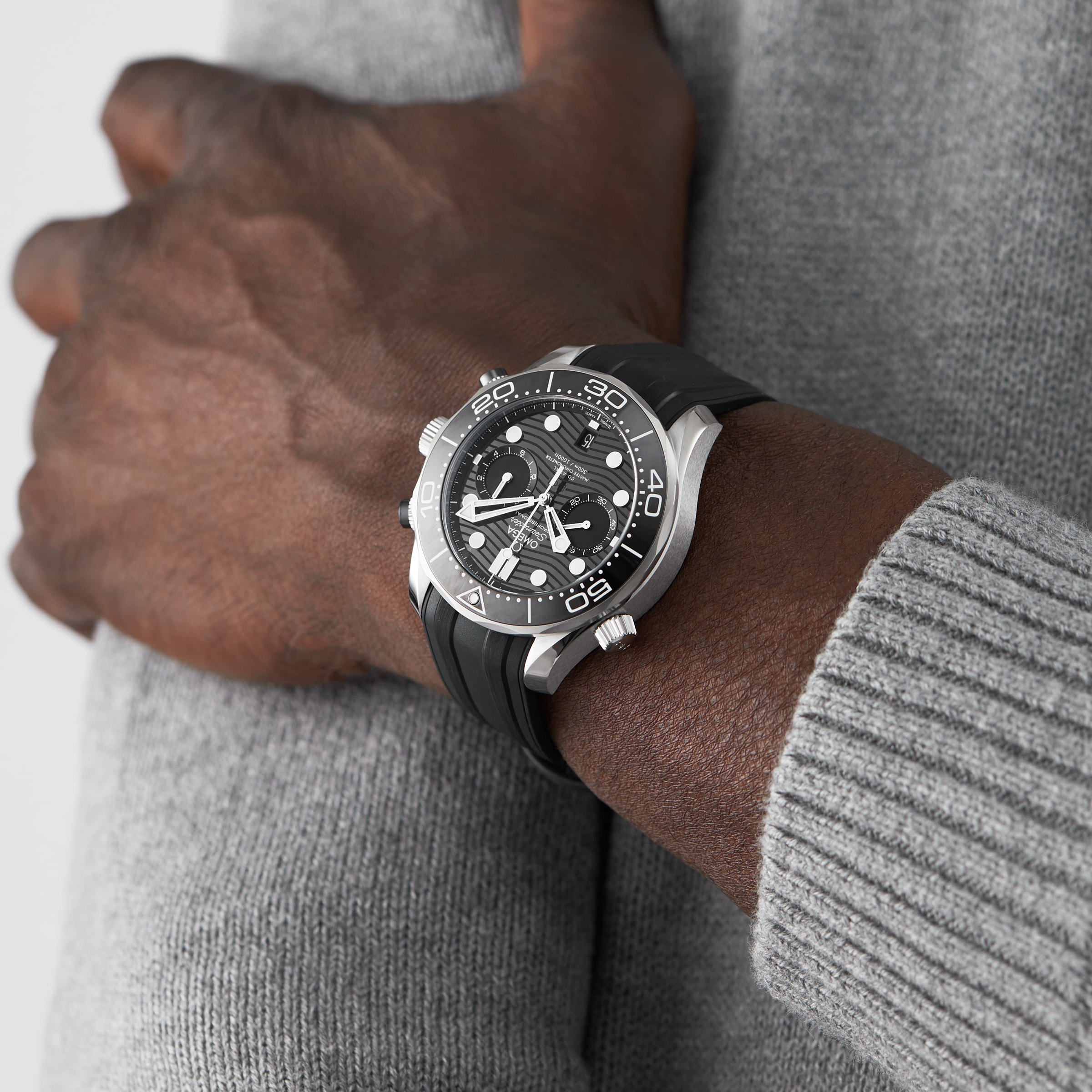 Replica Omega Seamaster Diver 300M Co-Axial Master Chronometer Chronograph 44mm O21032445101001 7 Replica Omega Seamaster Diver 300M Co-Axial Master Chronometer Chronograph 44mm O21032445101001