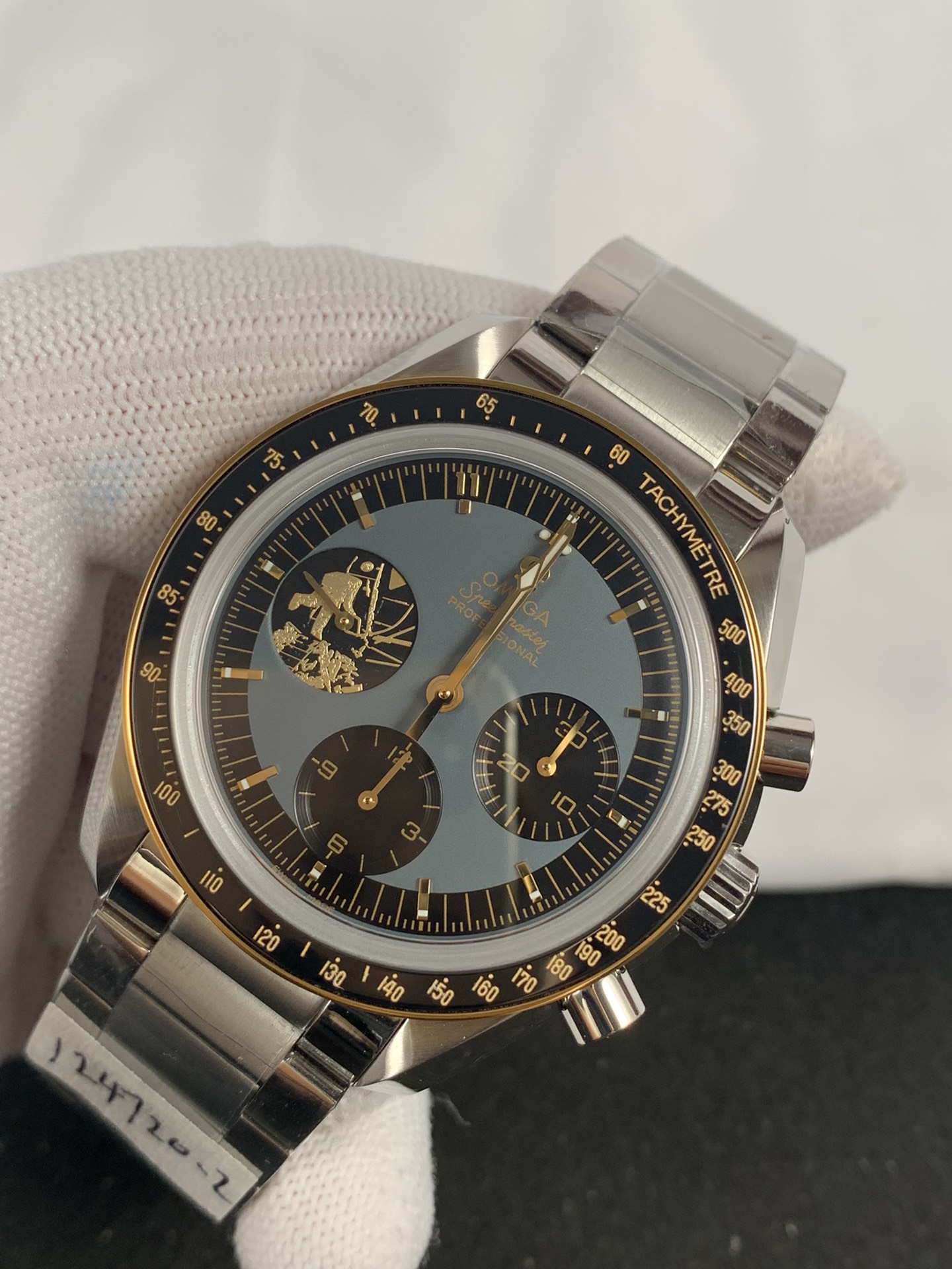 Replica Omega Men Speedmaster 310.20.42.50.01.001 Apollo XI 50th 8 Replica Omega Men Speedmaster 310.20.42.50.01.001 Apollo XI 50th