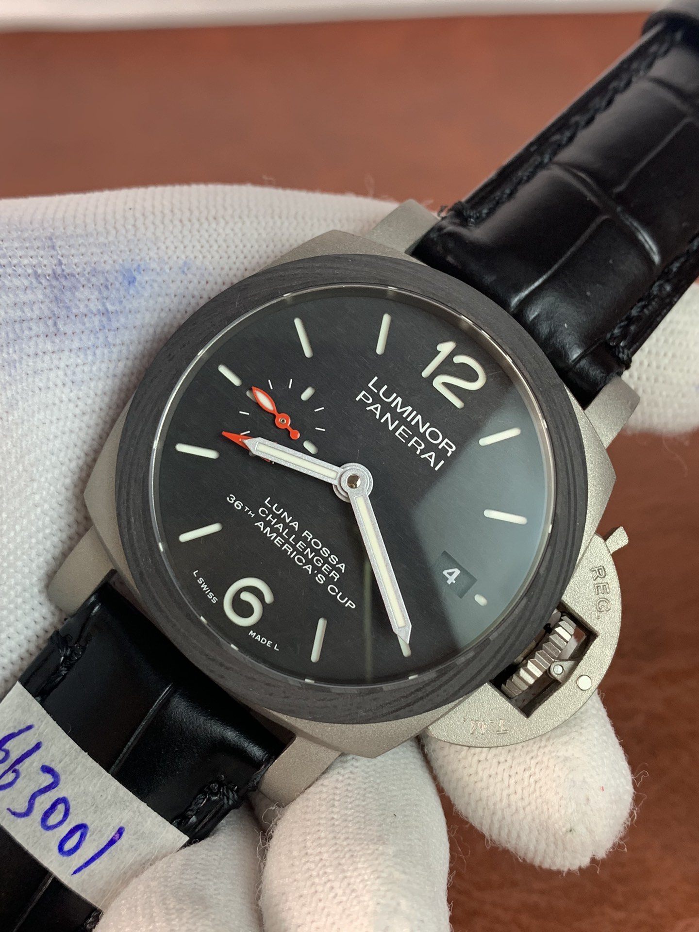 Replica Panerai Men Luminor Luna Rossa GMT 42mm PAM01096