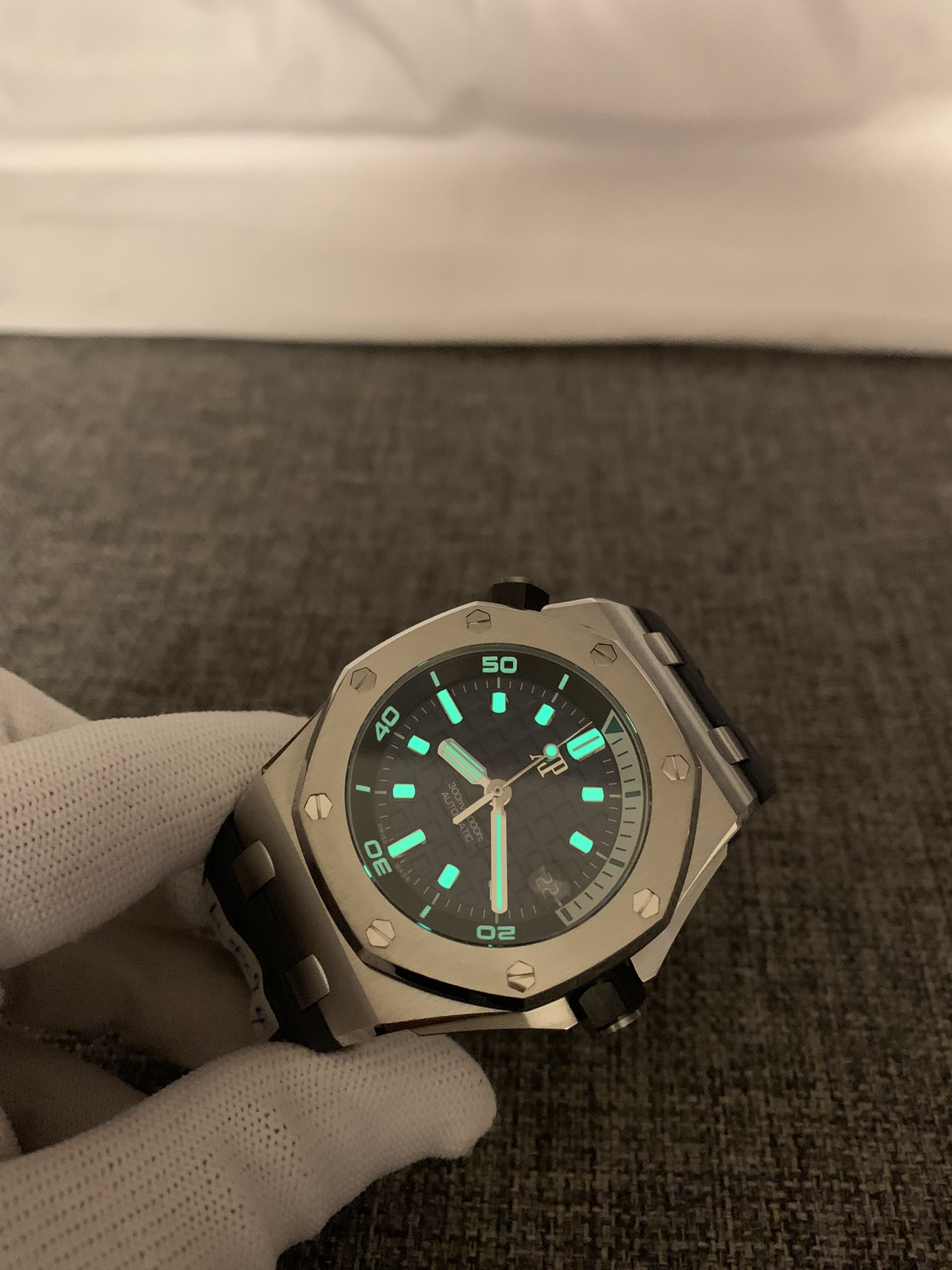 Replica Audemars Piguet Mens Ref.15720ST.OO.A027CA.01