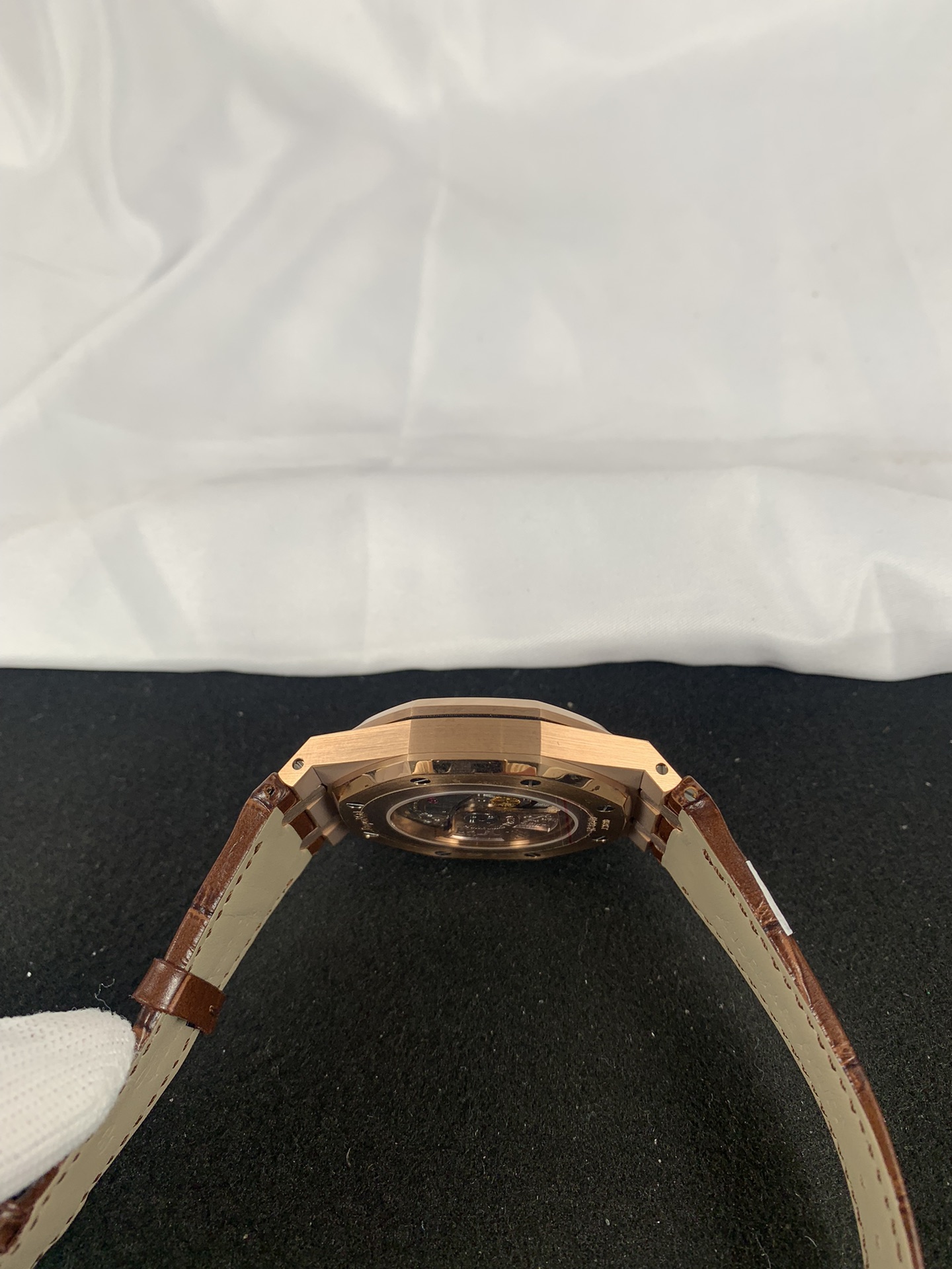Replica Audemars Piguet Men Royal Oak Ref.15400 8 Replica Audemars Piguet Men Royal Oak Ref.15400