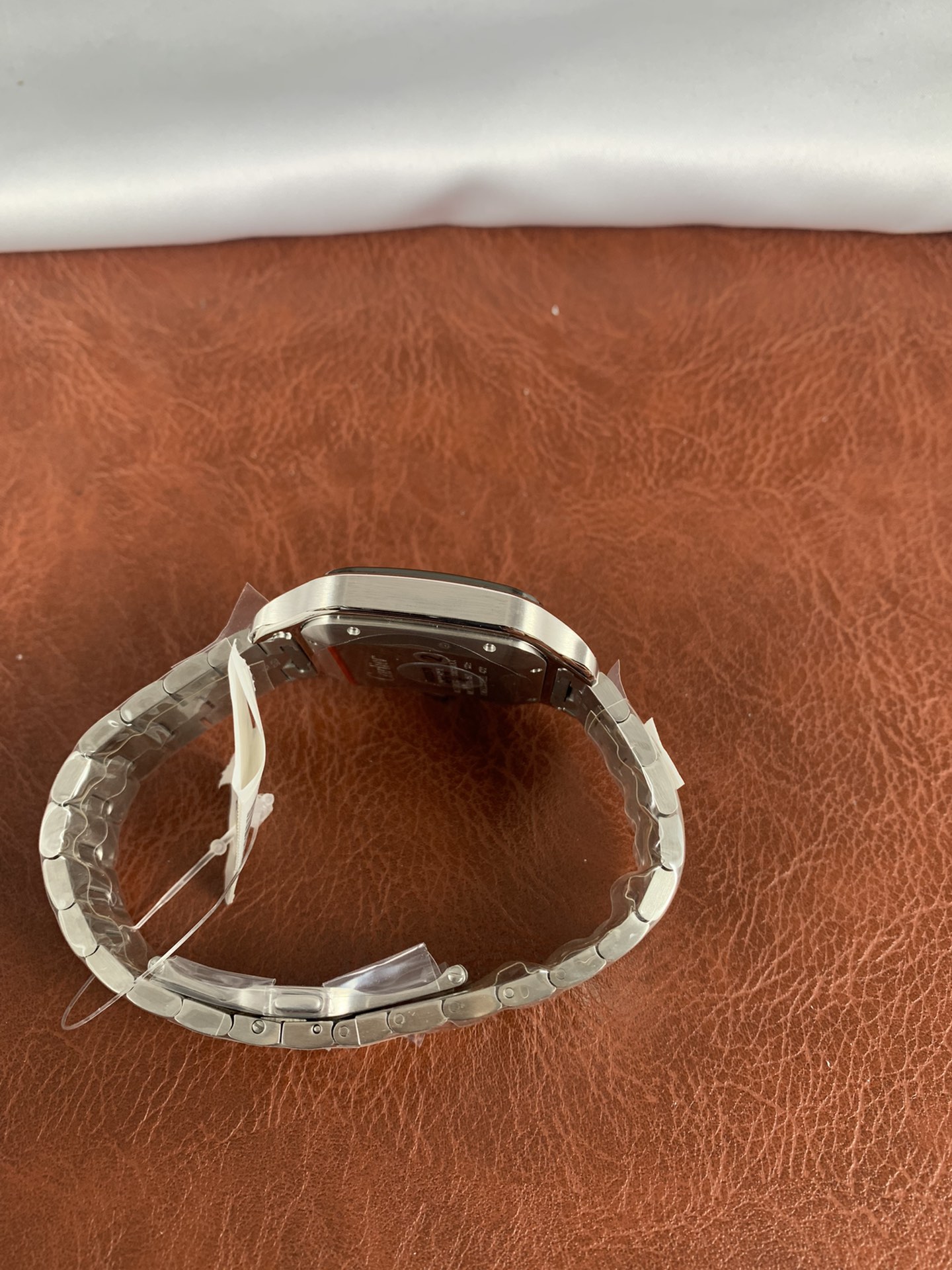 Replica Cartier Men Santos De Cartier