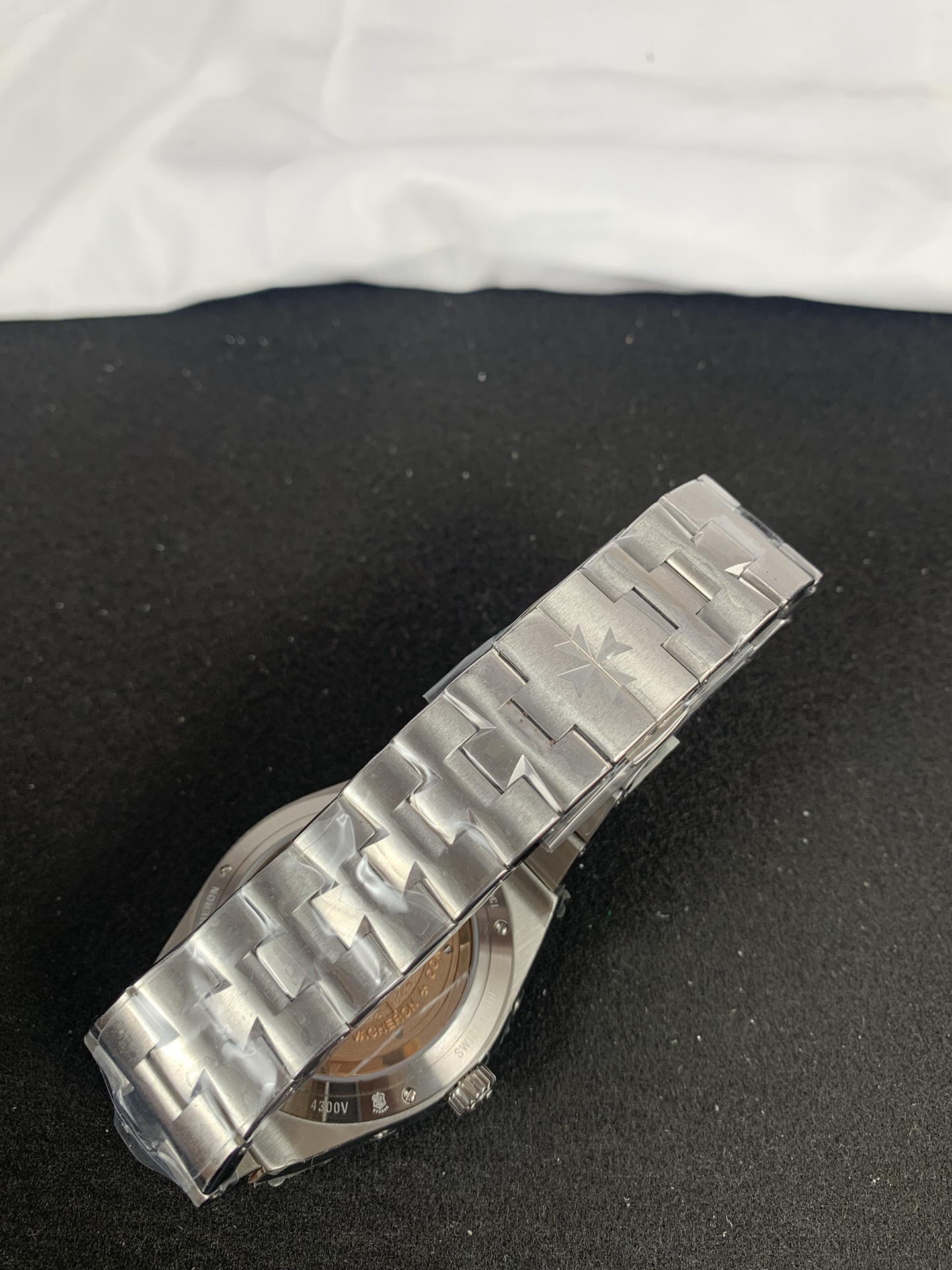 Replica Vacheron Constantin Mens 4300V/120G-B102