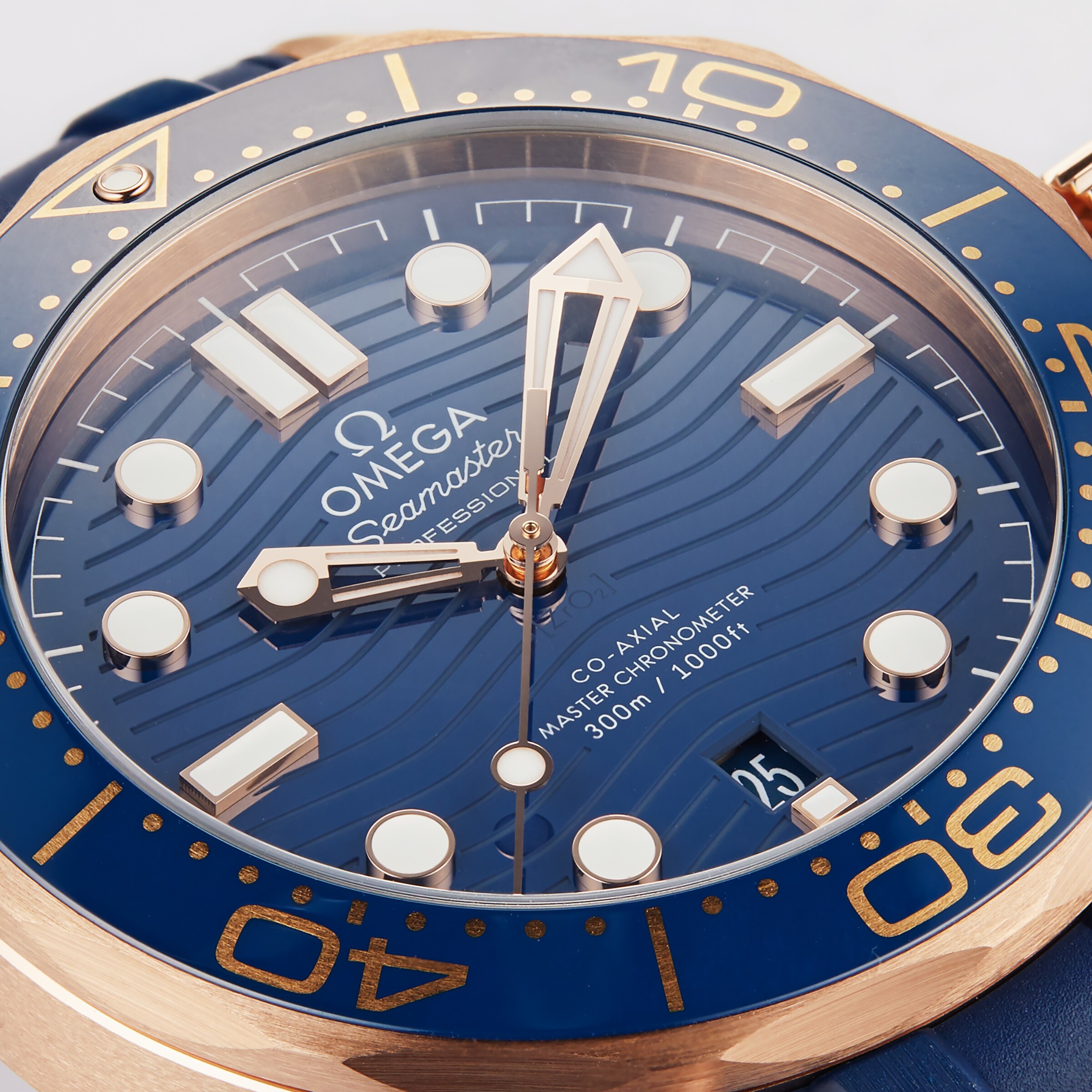 Replica Omega Seamaster 300m 42mm Mens details O21062422003001 8 Replica Omega Seamaster 300m 42mm Mens details O21062422003001