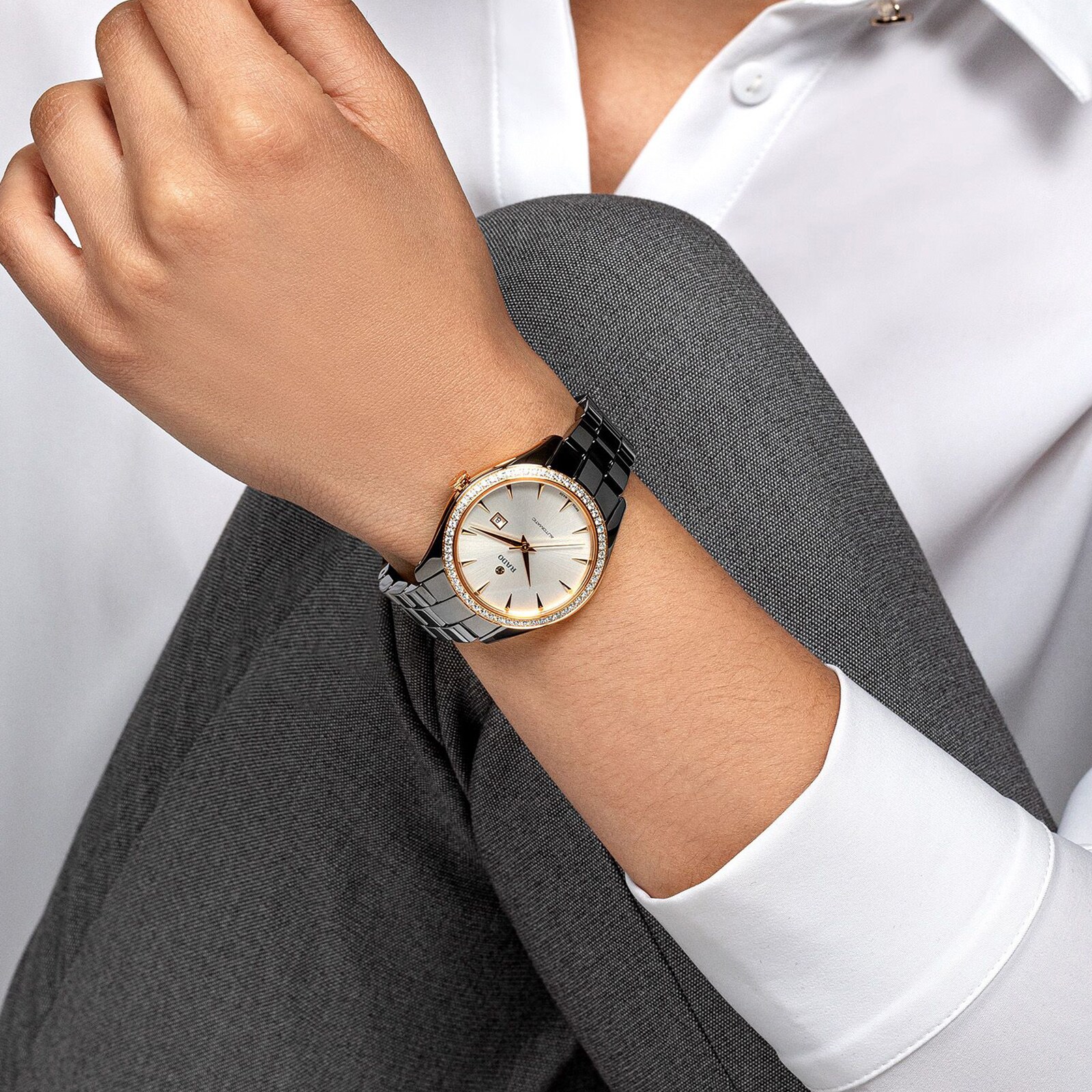 Replica Rado HyperChrome Automatic Diamonds 36mm Ladies details R32052012