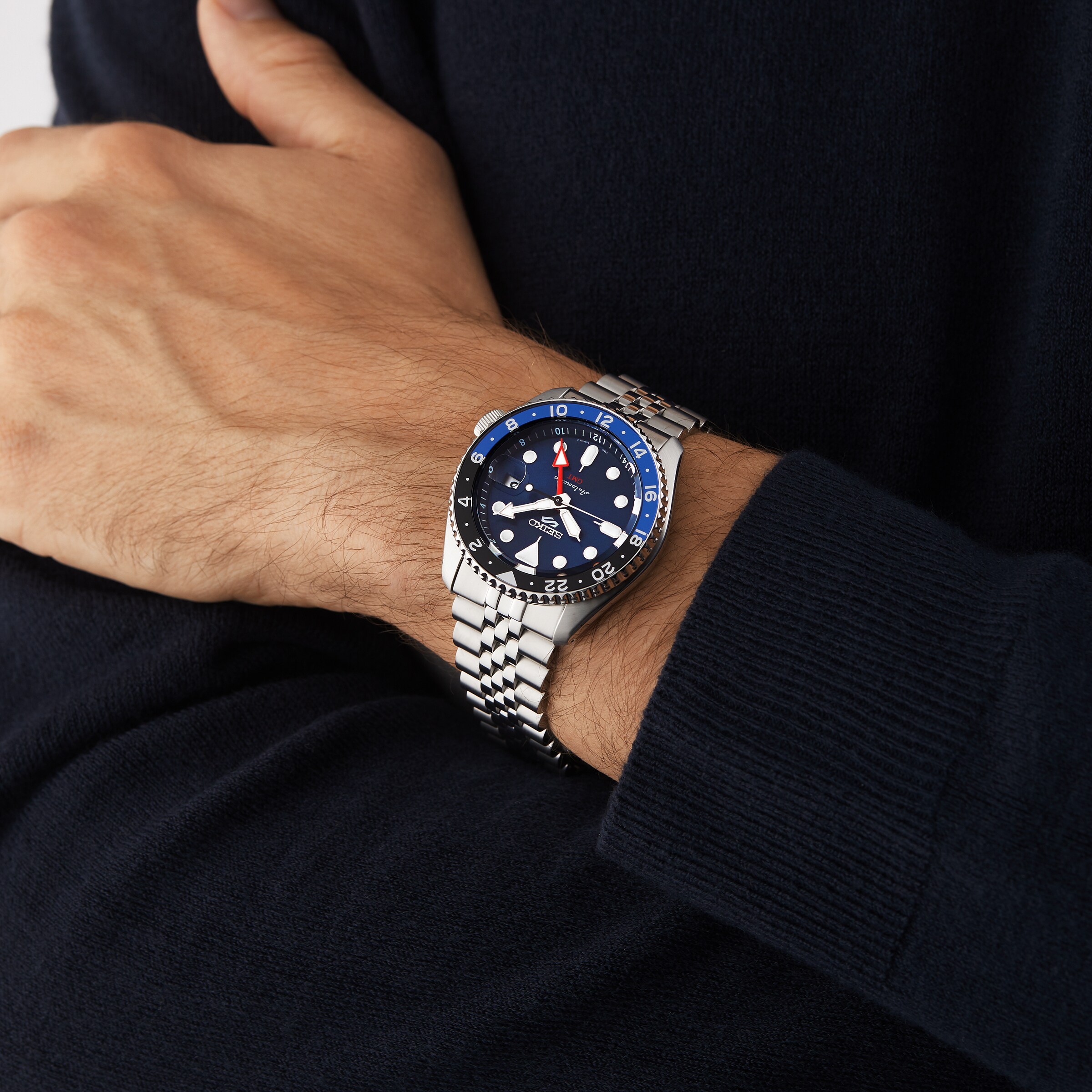 Replica Seiko 'Blueberry' GMT SKX Re-Interpretation 42.5mm Mens details SSK003K1 8 Replica Seiko 'Blueberry' GMT SKX Re-Interpretation 42.5mm Mens details SSK003K1