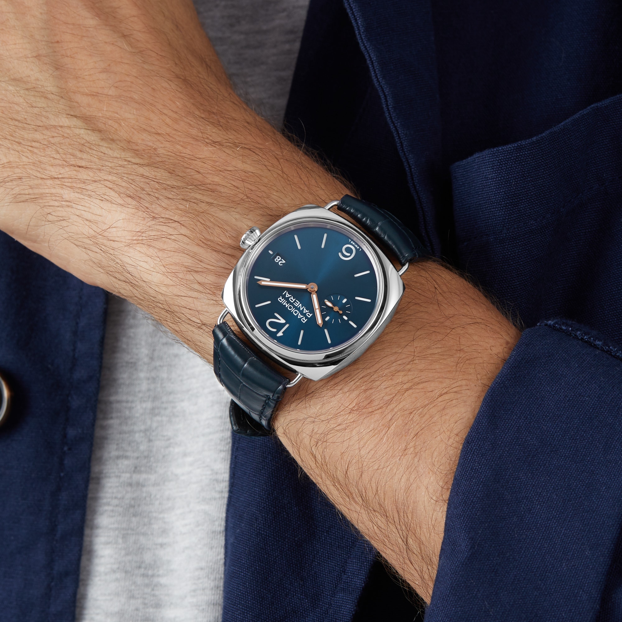 Replica Panerai Radiomir Quaranta 40mm Mens details PAM01293