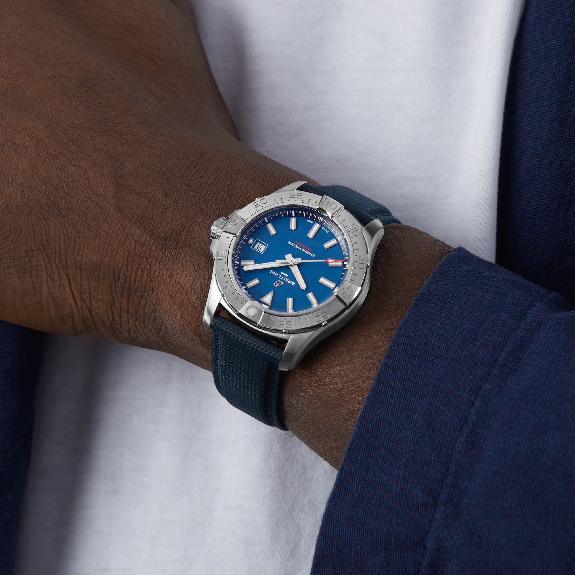 Replica Breitling Avenger Automatic 42mm Mens details Blue Leather A17328101C1X1 8 Replica Breitling Avenger Automatic 42mm Mens details Blue Leather A17328101C1X1