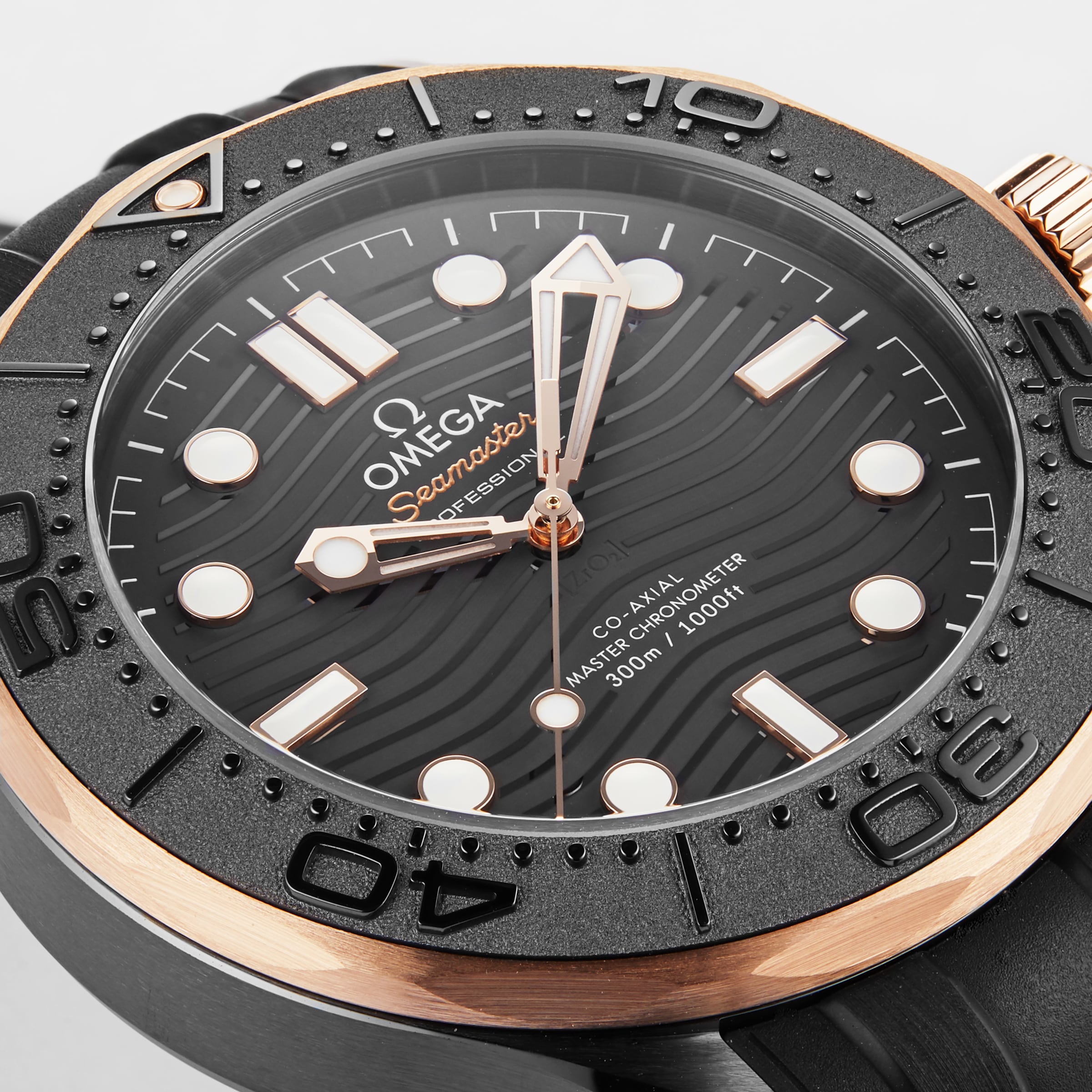 Replica Omega Seamaster Diver 300M Co-Axial Master Chronometer 43.5mm Mens details O21062442001001 8 Replica Omega Seamaster Diver 300M Co-Axial Master Chronometer 43.5mm Mens details O21062442001001