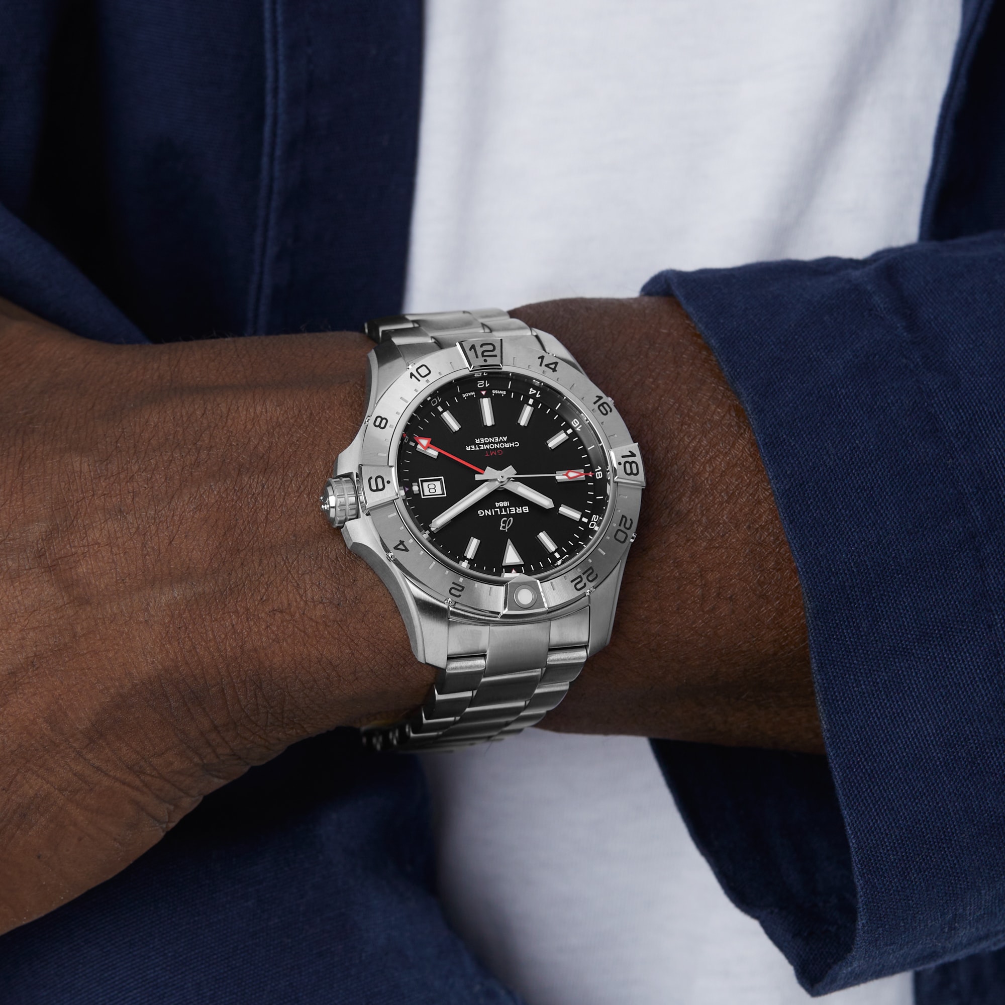 Replica Breitling Avenger Automatic GMT 44mm Mens details Black Stainless Steel A32320101B1A1 9 Replica Breitling Avenger Automatic GMT 44mm Mens details Black Stainless Steel A32320101B1A1