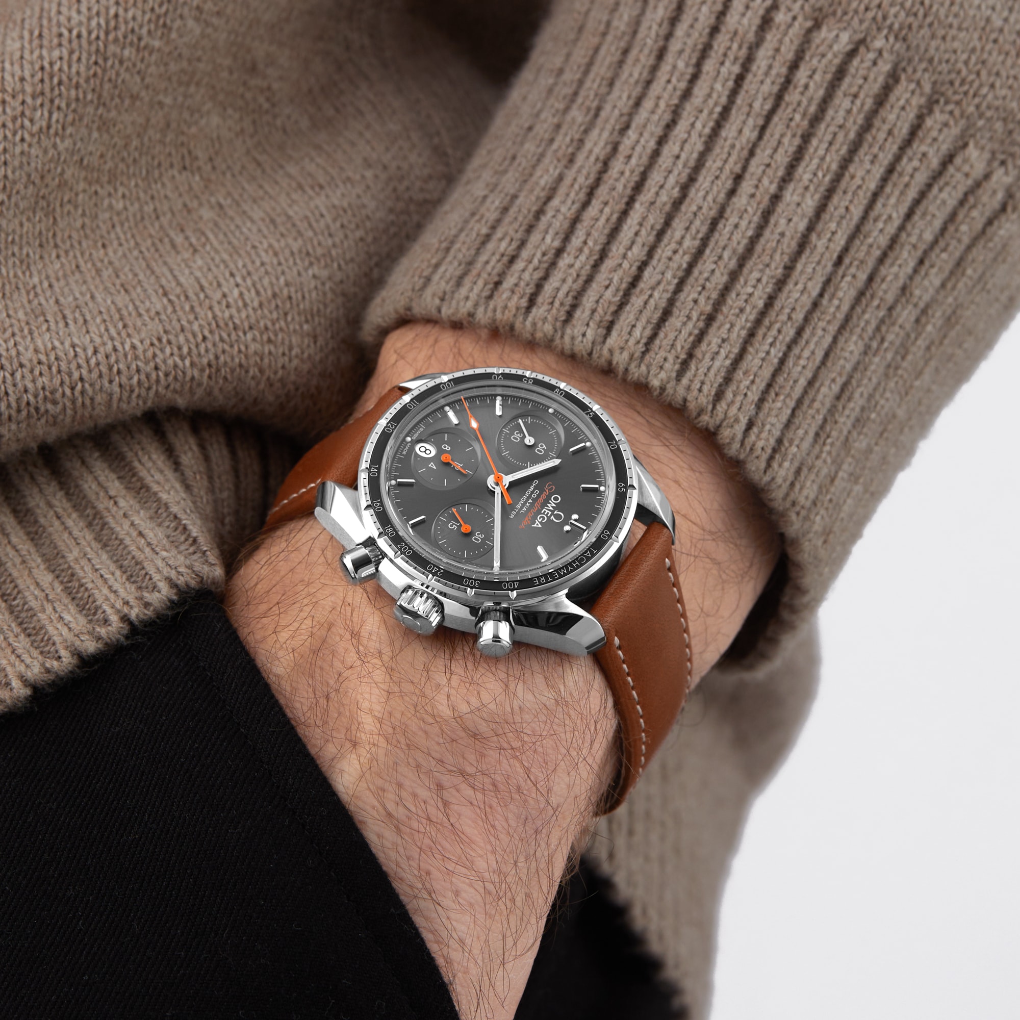 Replica Omega Speedmaster Diver Co-Axial Chronograph 38mm Unisex details O32432385006001 9 Replica Omega Speedmaster Diver Co-Axial Chronograph 38mm Unisex details O32432385006001