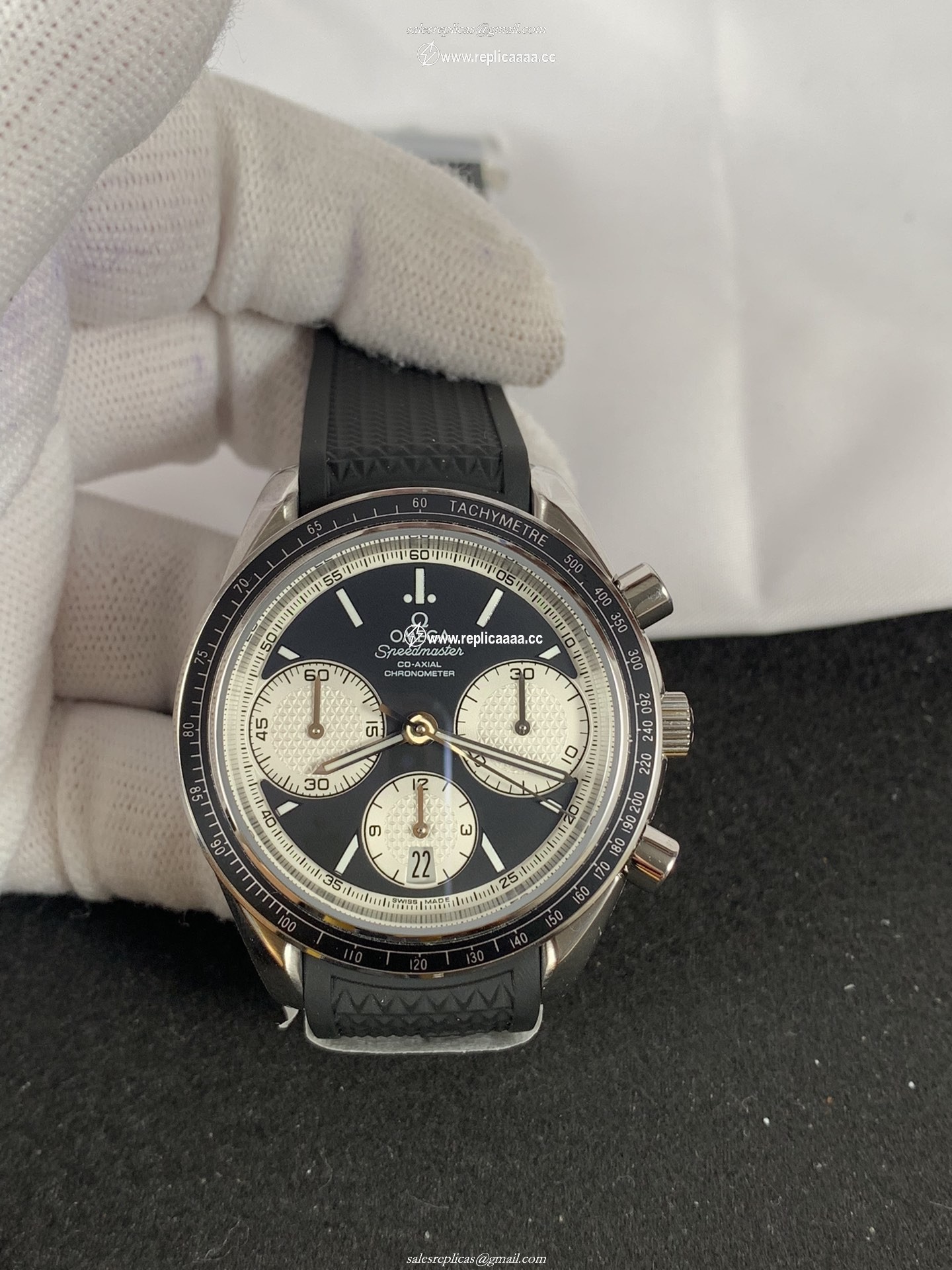 Omega Men Speedmaster 326.32.40.50.01.002 1 Omega Men Speedmaster 326.32.40.50.01.002