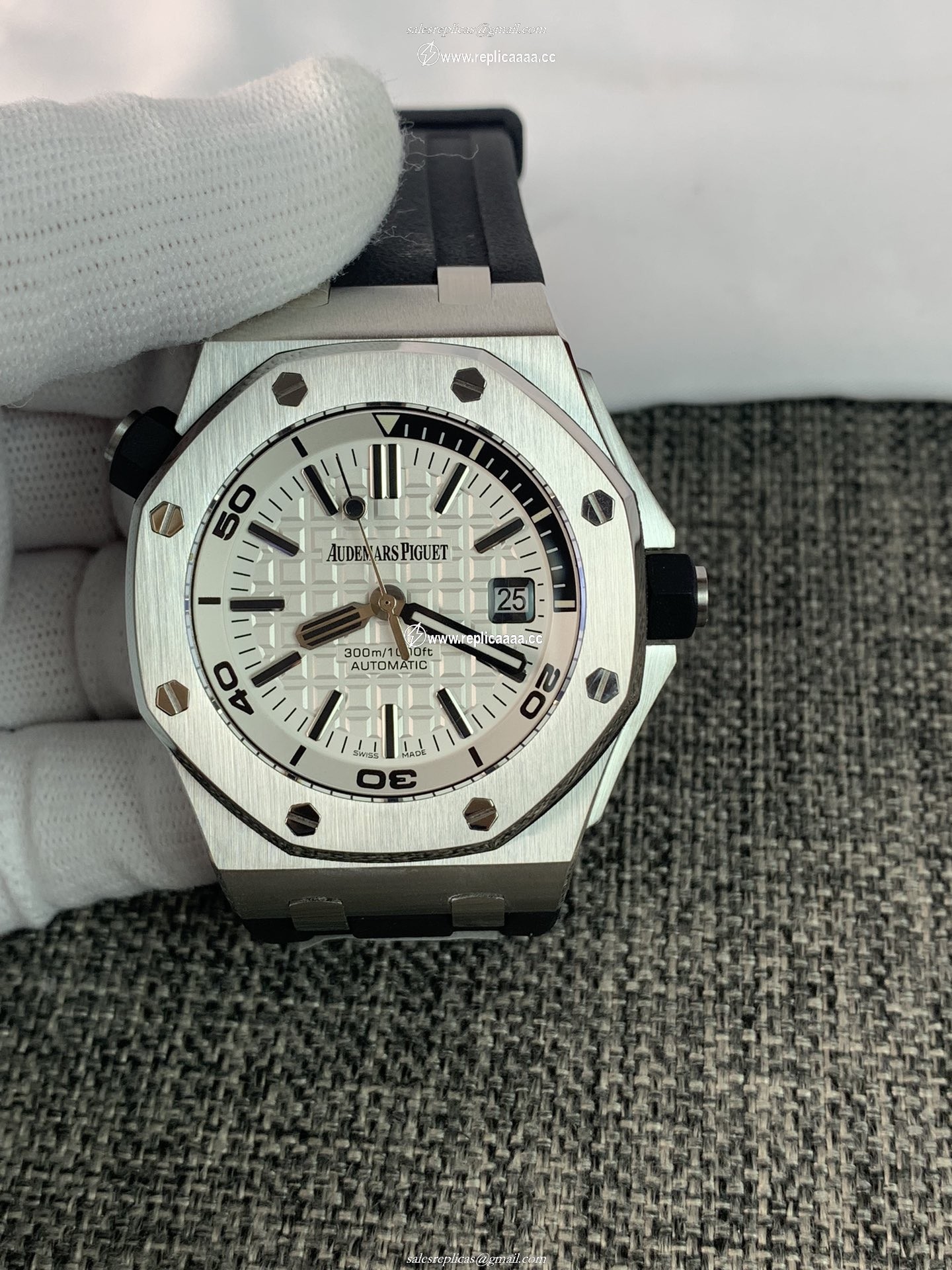 Audemars Piguet Mens Ref.15710ST.OO.A002CA.02