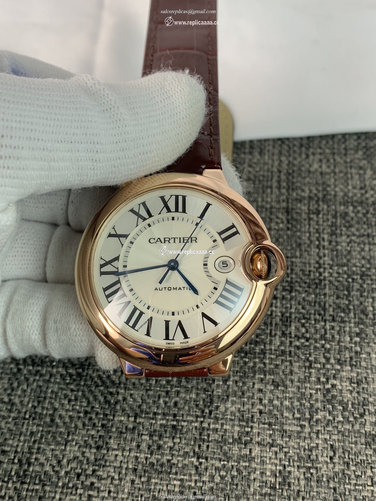 Cartier Men Ballon Bleu WGBB0017