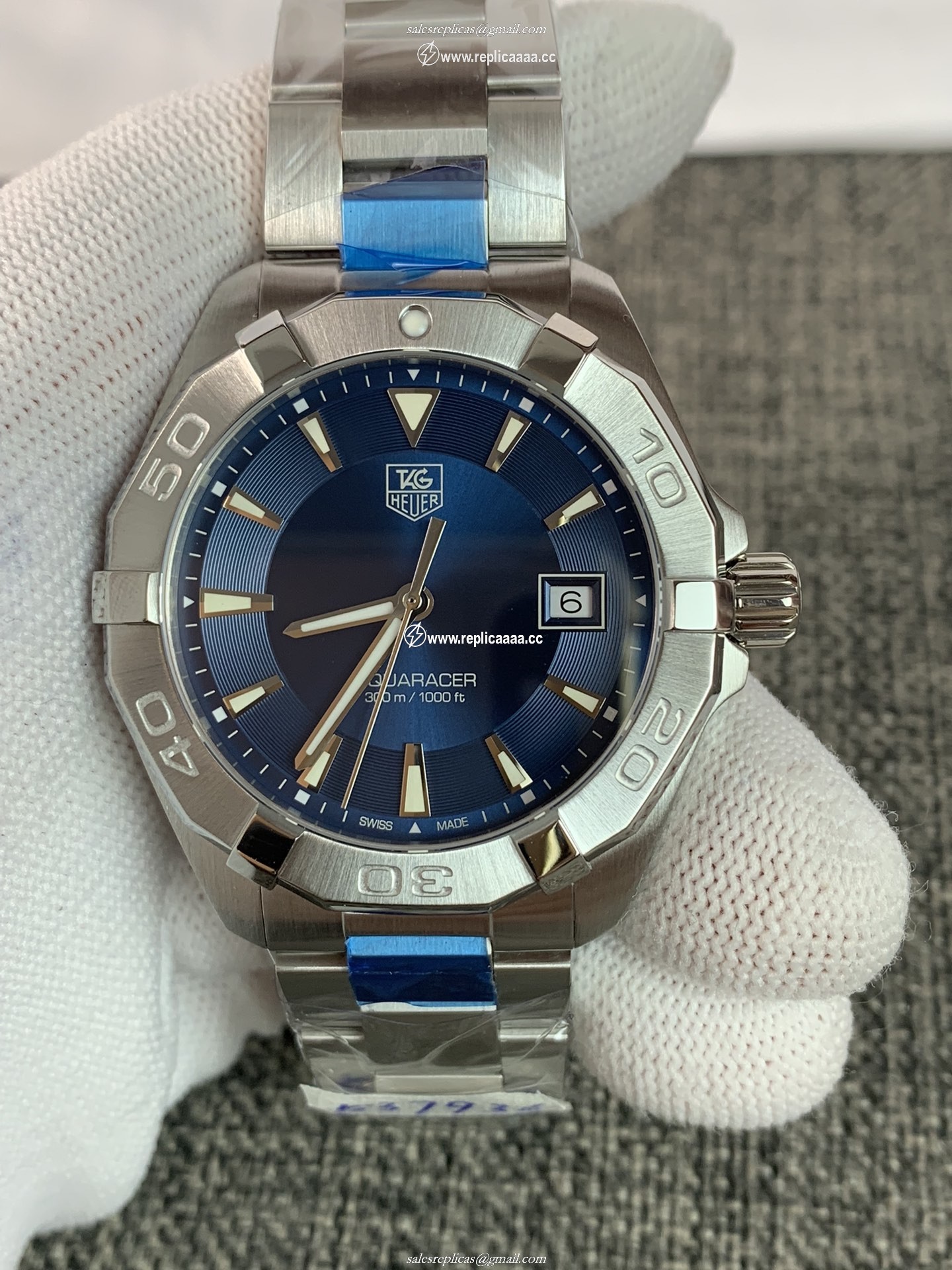 Tag Heuer Men Aquaracer 300M Calibre WAY1112.BA0928
