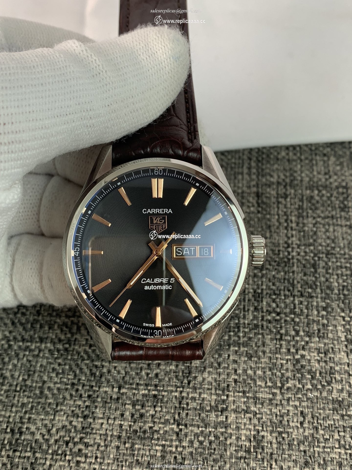 Tag Heuer Men Carrera Calibre 5 Day Date 41mm WAR201C.FC6266 1 Tag Heuer Men Carrera Calibre 5 Day Date 41mm WAR201C.FC6266
