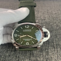 Panerai Men Luminor Watch 8 Days GMT PAM00233