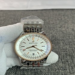 Breitling Men Navitimer U17325211G1P1