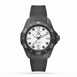 TAG Heuer Night Diver Aquaracer Calibre 5 43mm Mens details WBP201D.FT6197