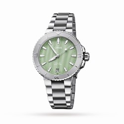 Oris Aquis Date 36.5mm Unisex details Green 01 733 7770 4157-07 8 18 05P