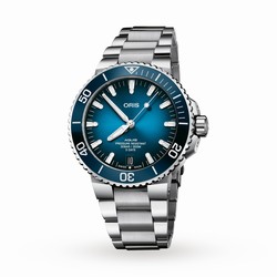 Oris Aquis Diver 43.5mm Mens details 01 400 7763 4135-07 8 24 09PEB