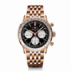 Breitling Navitimer B01 Chronograph 43 Black details RB0138211B1R1