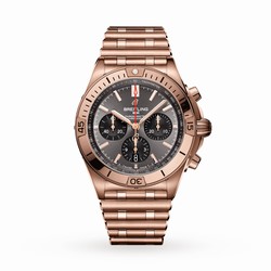Breitling Chronomat B01 42 18k Red Gold details RB0134101B1R1