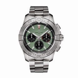 Breitling Avenger Chronograph B01 44mm Mens details Green Stainless Steel AB0147101L1A1